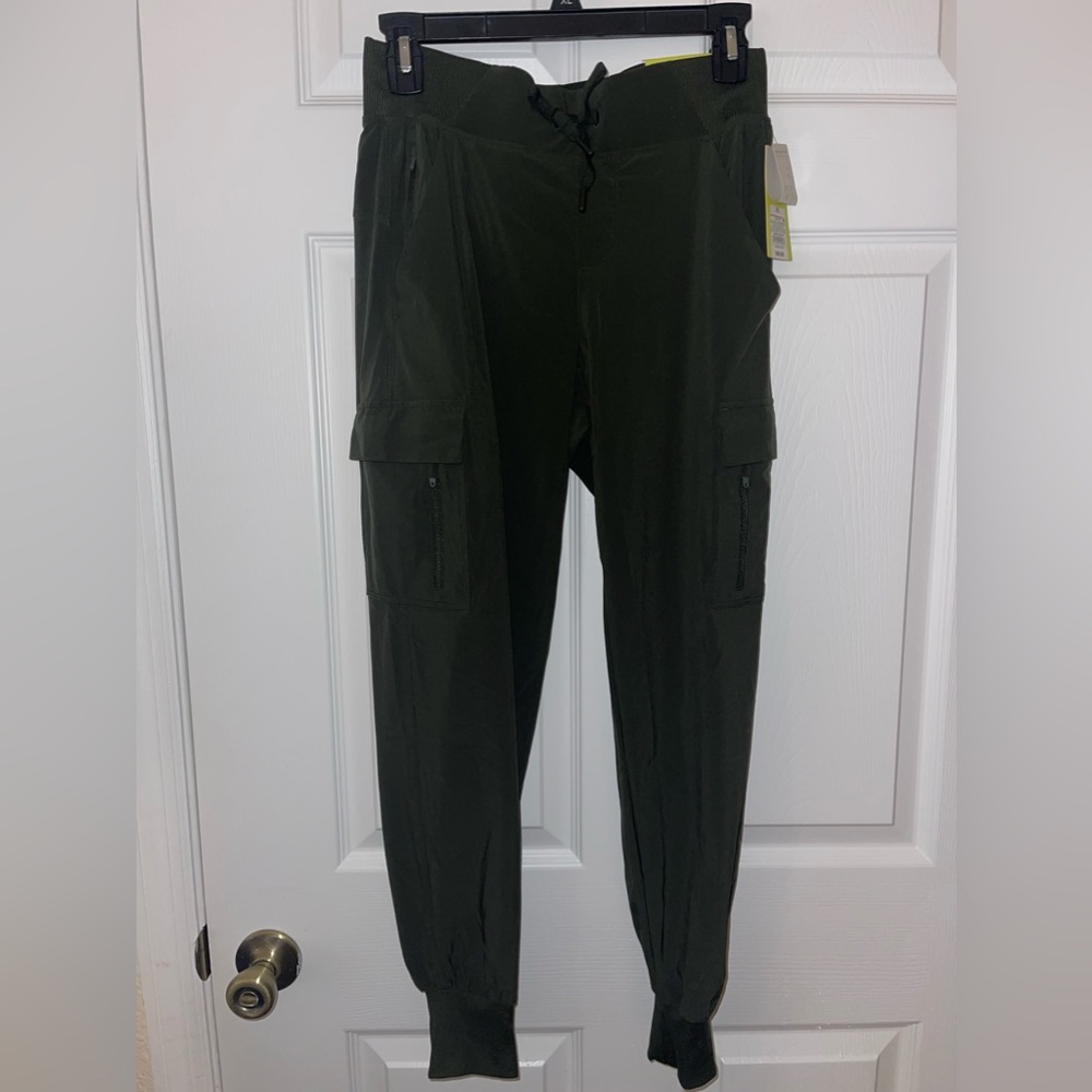 XS joggers NWT